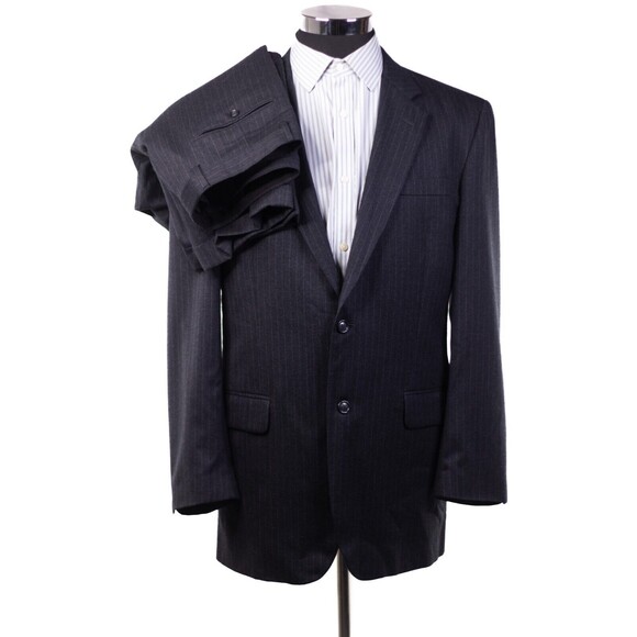 Jos A Bank Gray striped 2-piece suit men size 42L Pleated pants sz - Picture 14 of 16